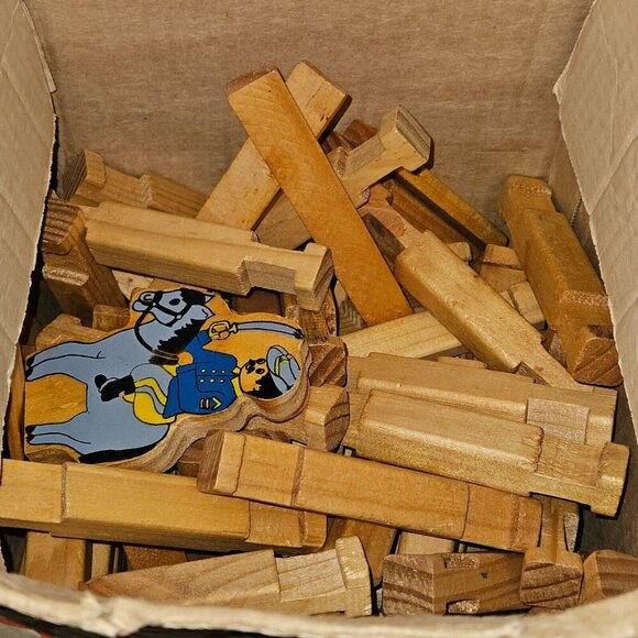 VTG Fort Sam Let's Pretend Wood Building Block Set Cavalry Indians ~ 101 Pieces - Picture 2 of 16